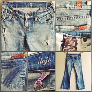 DOJO Lexie Petite Destressed 7 for all Mankind